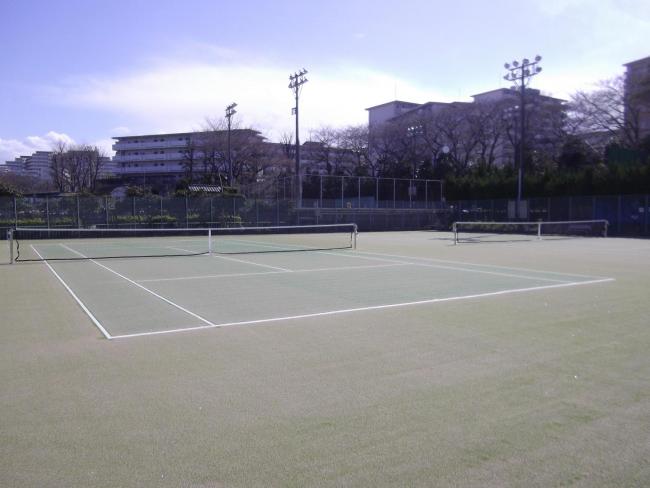 桐ヶ丘テニスコート