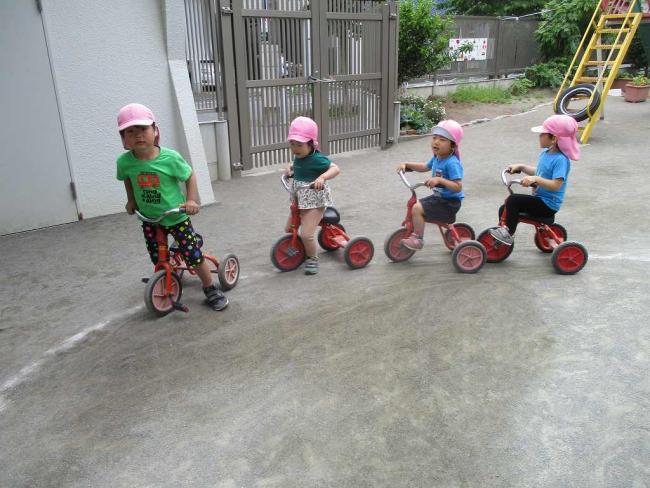 3歳児三輪車