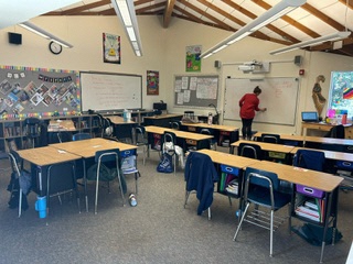 04_classroom.jpg
