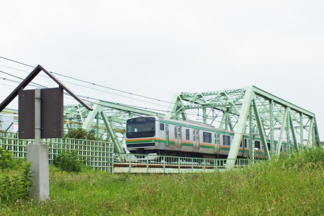 赤羽駅周辺の電車-1